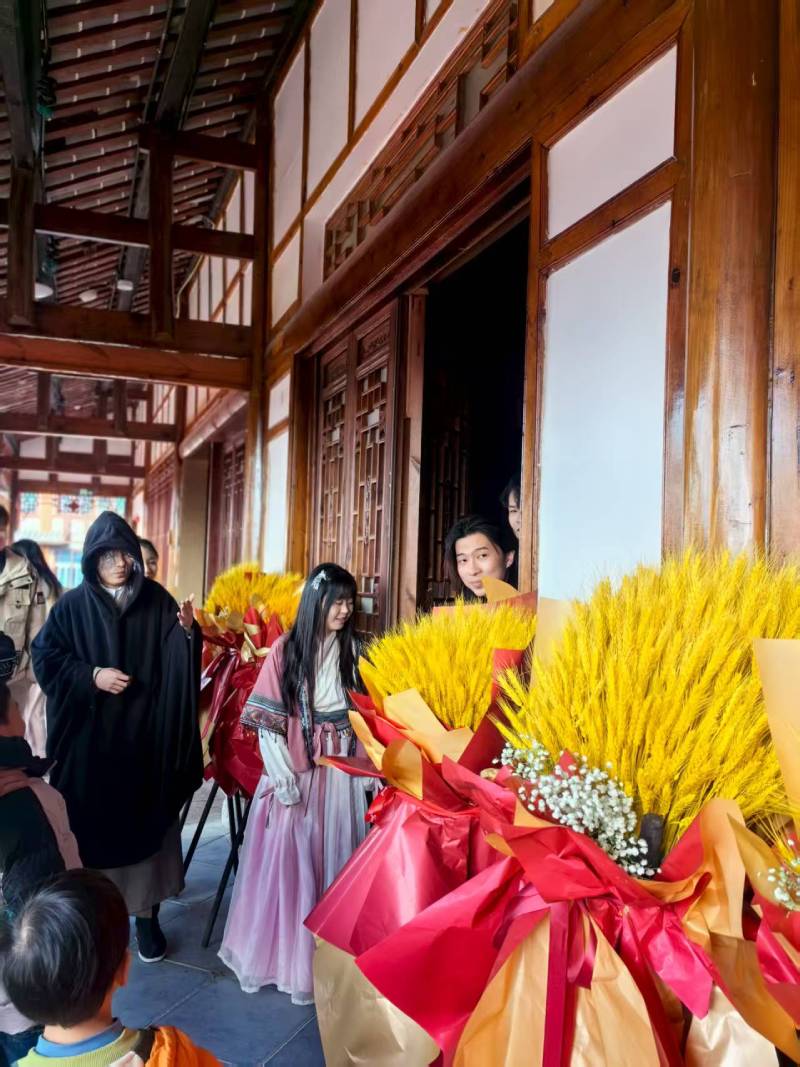 沉浸赋能：宝兴县景区演艺的差异化突围之路